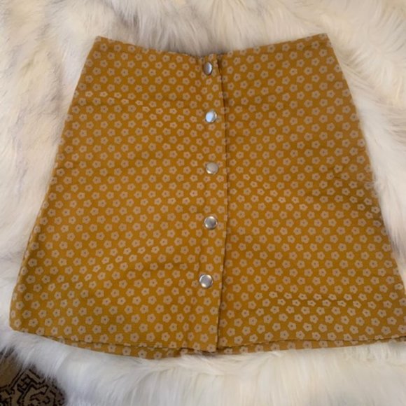 & Other Stories Button Down Skirt - NWT - Picture 3 of 4